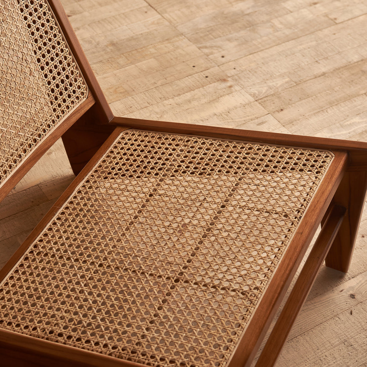 joali chair house of makana maldives